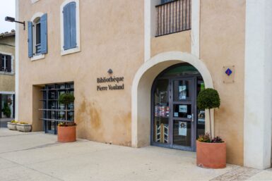Bibliothèque Pierre Vouland